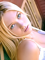 Go to Going Sexual On The Spot Free Pictures Gallerie