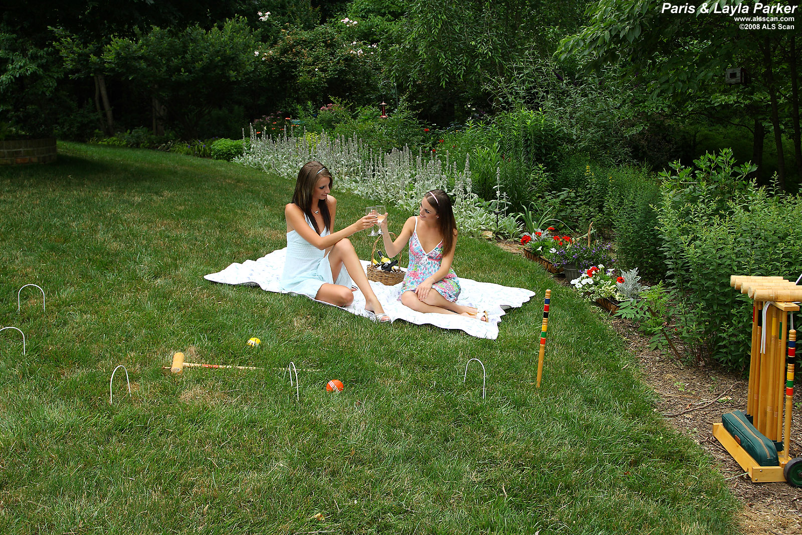 Picnic With The Parkers &raquo; Paris Parker Als Scan &raquo; ALS Scan &raquo; Free Nude Pictures @ Bravo Erotica Free Nude Pictures
