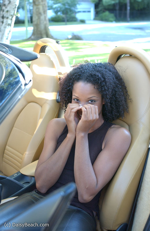 Car Woman &raquo; Daisy Beach Free Nude Pictures