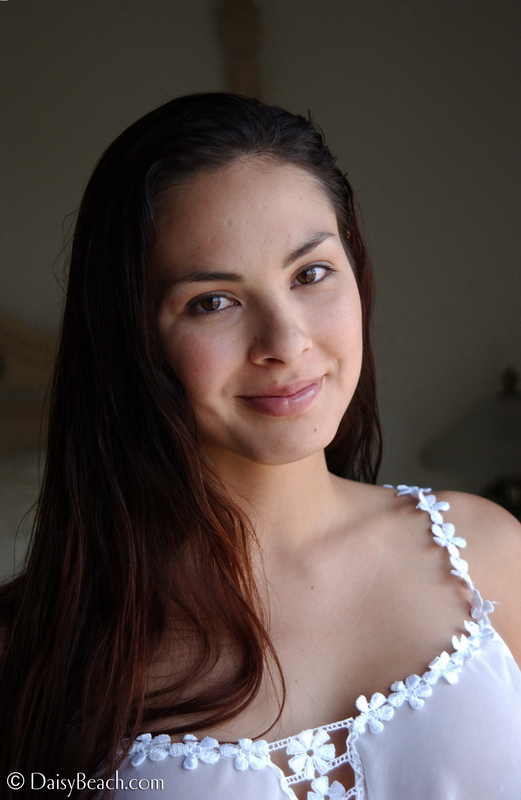Delicious Secrets &raquo; Daisy Beach Free Nude Pictures