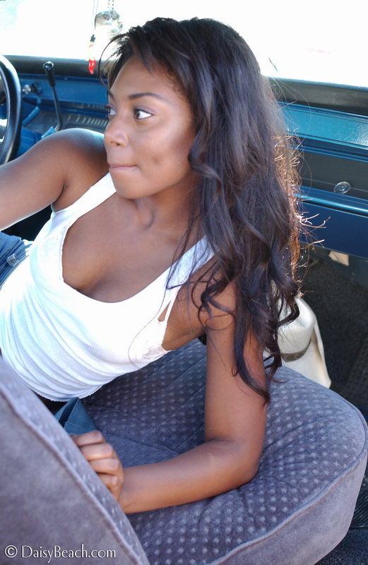 Kickin Back &raquo; Daisy Beach Free Nude Pictures