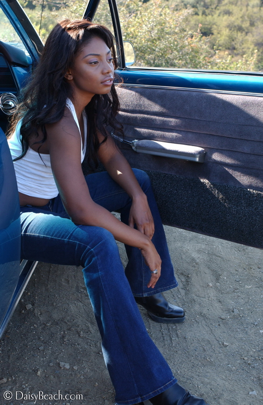 Kickin Back &raquo; Daisy Beach Free Nude Pictures