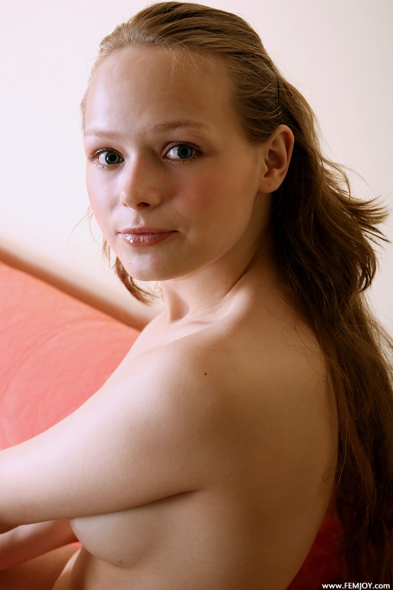Diva » FEMJOY Free Nude Pictures