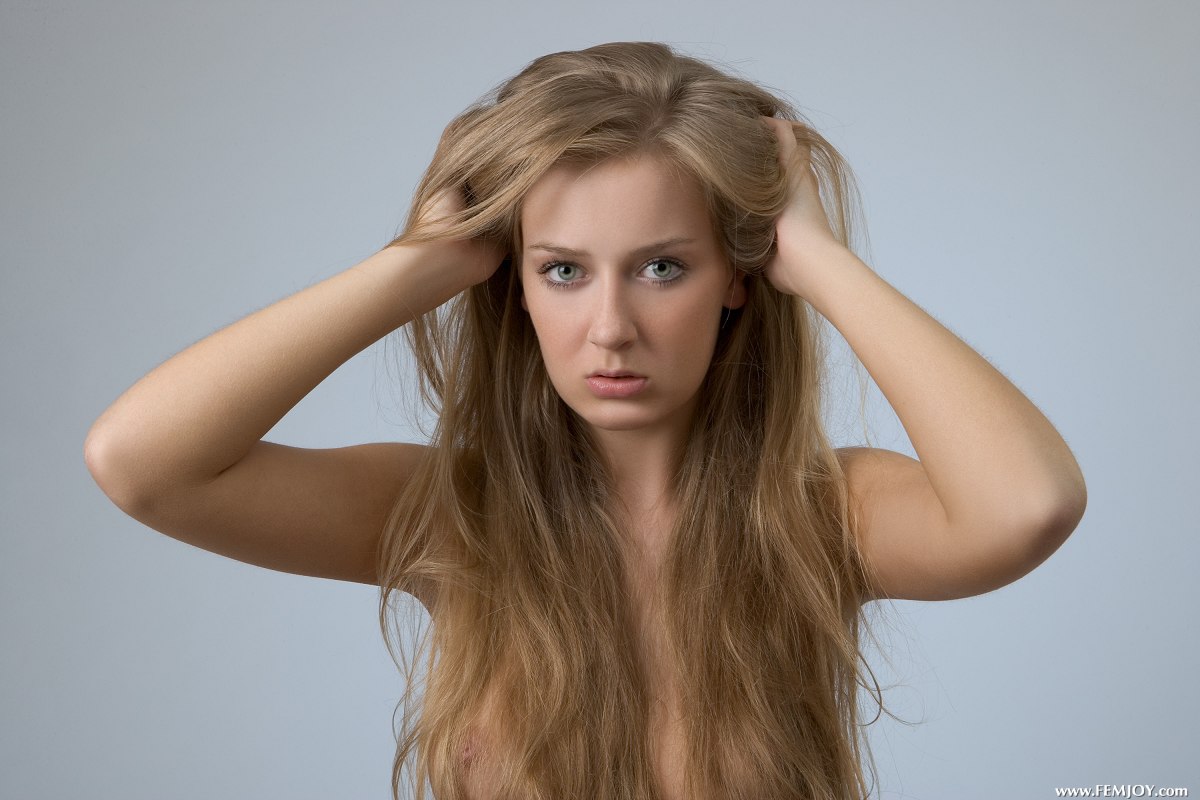 Esta rubia esta pa todo!