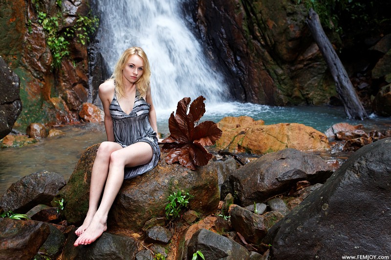 Waterfall » FEMJOY Free Nude Pictures