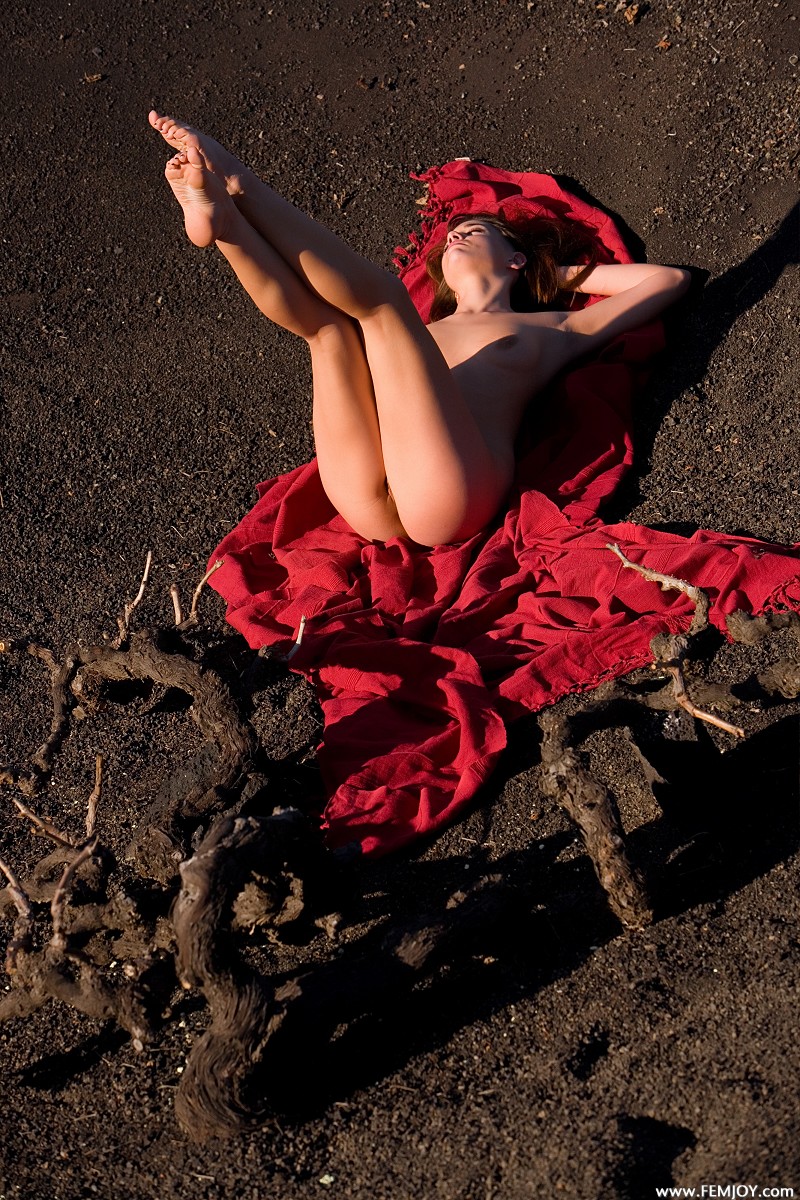 Black Moon &raquo; FEMJOY Free Nude Pictures