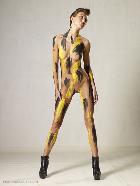 Black And Yellow » Olena O Hegre » Hegre » Free Nude Pictures @ Bravo Erotica Free Nude Pictures