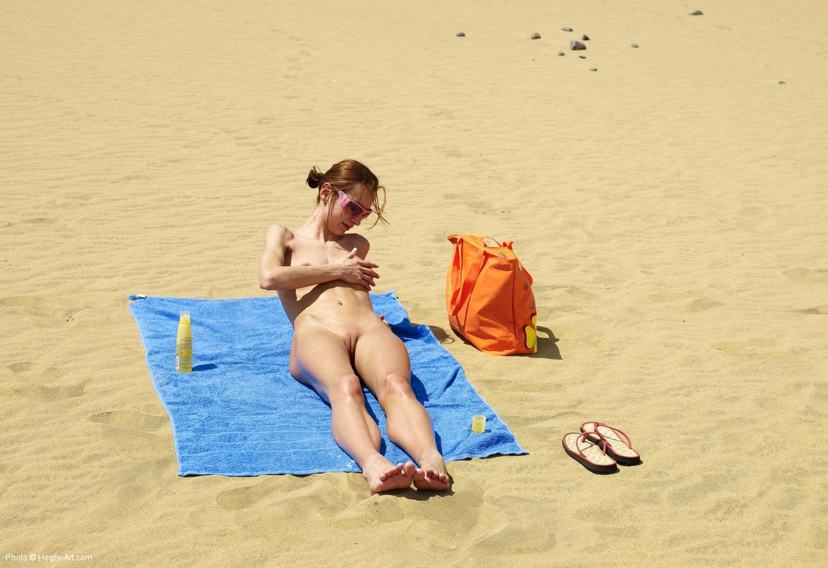 On The Beach &raquo; Hegre Free Nude Pictures