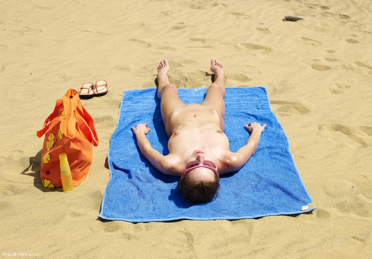 On The Beach &raquo; Hegre Free Nude Pictures