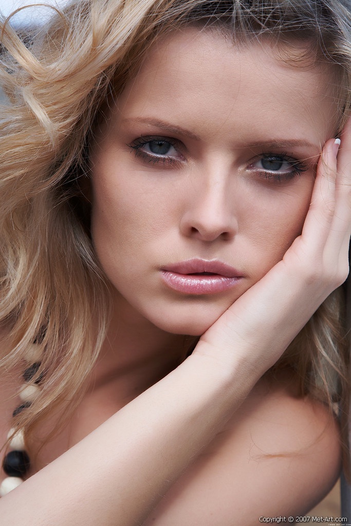 Biniks &raquo; Met Art Free Nude Pictures